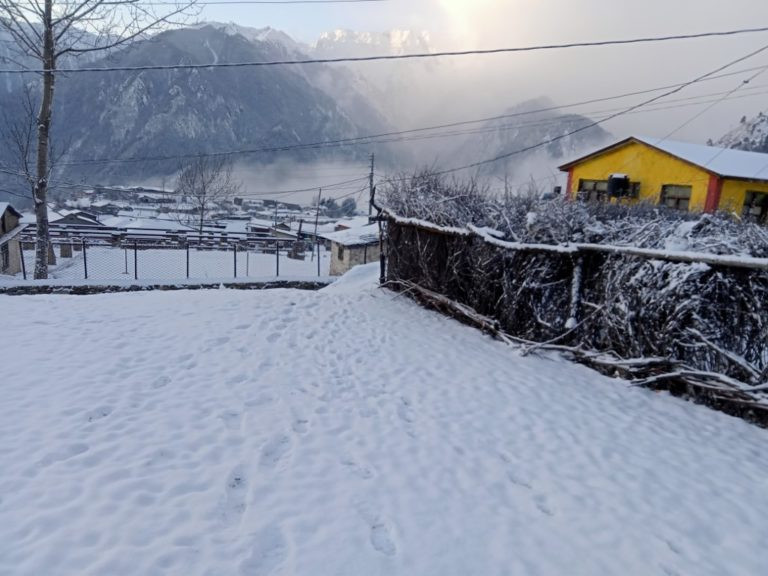 हिमाली जिल्ला हुम्लाबाट अन्तर जिल्ला जोड्ने एक मात्रै हवाई सेवा अवरुद्ध