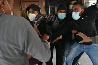 हातखुट्टा बाहिर राखेर आउनुस् भन्न मिल्दैन : प्रवक्ता