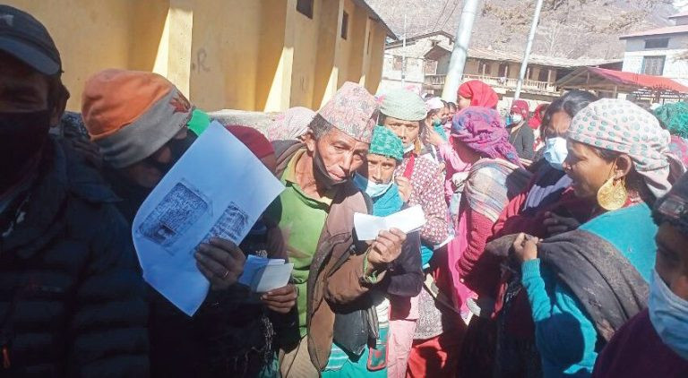 चार किलो चामल लिन पनि नागरिकता अनिवार्य