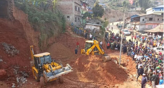 शुभसाइतको पूजा गर्नेक्रममा पहिरो झर्दा पुजारीकाे मृत्यु