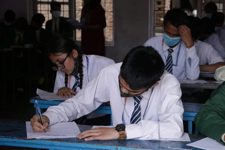 पहिलो दिनको एसइई शान्तिपूर्ण