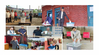 स्थानीय तह निर्वाचन: सभामुखदेखी राजनीतिक दलका प्रमुख र शीर्ष नेताले गरे मतदान  (तस्बिरहरू)