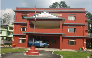 जिल्ला प्रशासन कार्यालय सिन्धुली प्रशासनद्वारा बिहान ७ देखि साँझ ७ बजेसम्म सेवा
