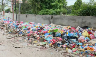 बञ्चरेडाँडामा भदौ १ देखि सँधैका लागि फोहोर फाल्न नदिने स्थानीयको घोषणा