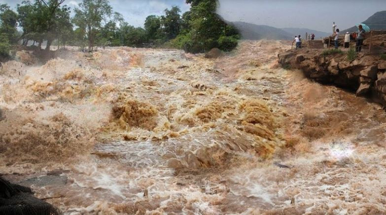 बाढीबाट विस्थापित भन्छन्, लालपुर्जा छ, जग्गा छैन