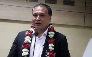बढी भाडा असुले तत्काल कारबाही गर्छौं: यातायातमन्त्री कुलमान घिसिङ
