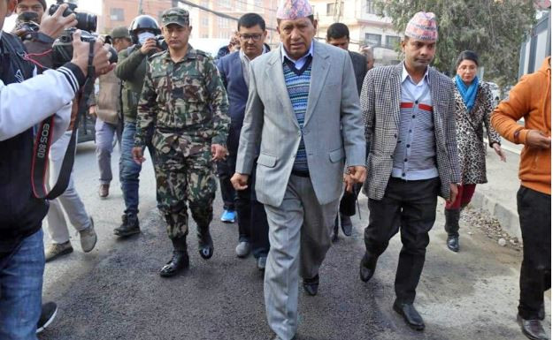 घरबेटी वा दाजुभाइ भनेर सडक अलपत्र पार्नेहरुले छुट पाउँदैनन् : नारायणकाजी
