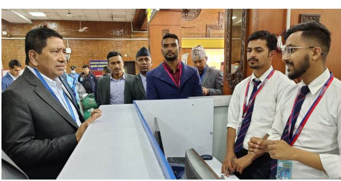 त्रिभुवन विमानस्थल पुनर्संरचना प्रस्ताव १५ दिनभित्र प्रस्तुत गर्न गृहमन्त्रीकाे निर्देशन