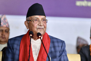 प्रधानमन्त्री नियुक्ति र शपथविरुद्ध सर्वोच्चमा रिट दायर