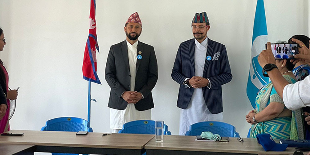 पूर्व बैंकर अनिलकेशरी शाह रास्वपा प्रवेश