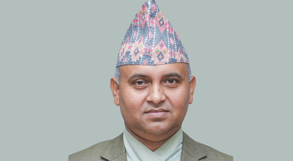 सञ्चार मन्त्रालयका सचिव कृष्णबहादुर राउत पक्राउ