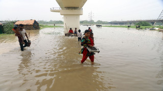 यमुना नदीले अलिपुर बाँध भत्कायो, नयाँ दिल्ली उच्च जोखिममा