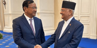 ओलीले भेटे कम्बोडियाका प्रधानमन्त्री