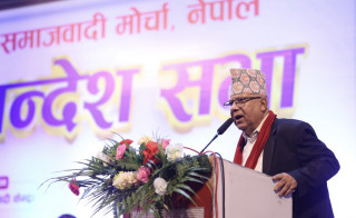 झलनाथ खनाललाई पार्टीबाट बिदा हुन :माधव नेपालको सुझाव
