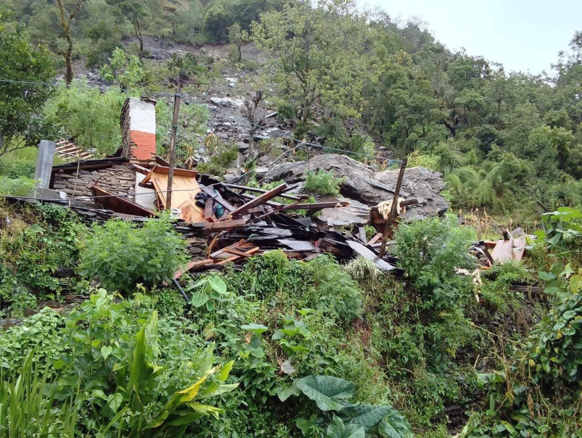 बरंजामा पहिरोले एक घर पुरियो
