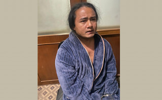 रामबहादुर बम्जनको घरबाट १६ देशका मुद्रा बरामद