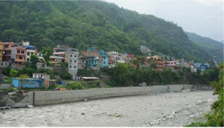 बेनी बजार र क्षेत्रमा बाढी नियन्त्रण गर्न पक्की पर्खाल निर्माण