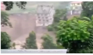 रोशी खोलाले करिब १० पक्की घर बगायो