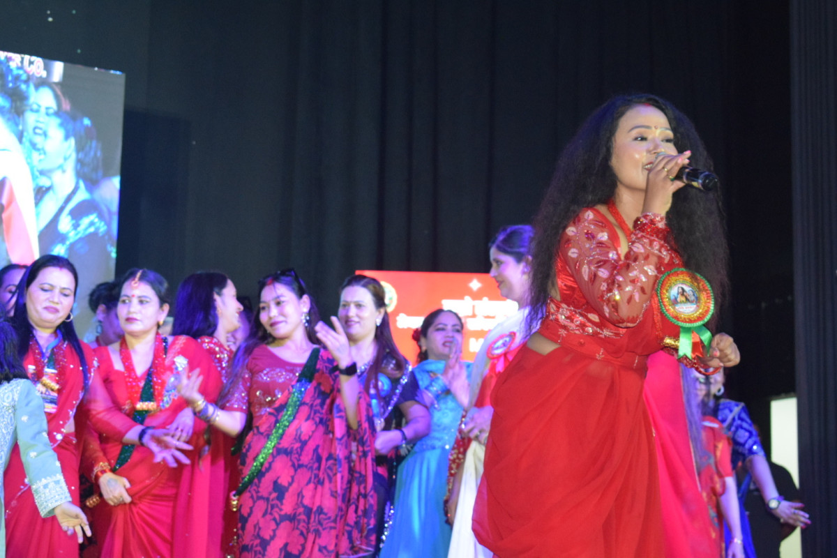 कुवेतमा हरितालिका तीज गायिका प्रीति आलेको साथमा सम्पन्न (फोटो फिचर)