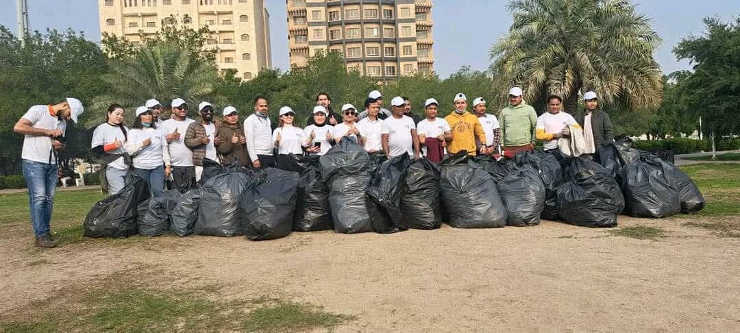 युवा शक्ति कुवेतद्वारा साल्मियाको गार्डेन सरसफाई
