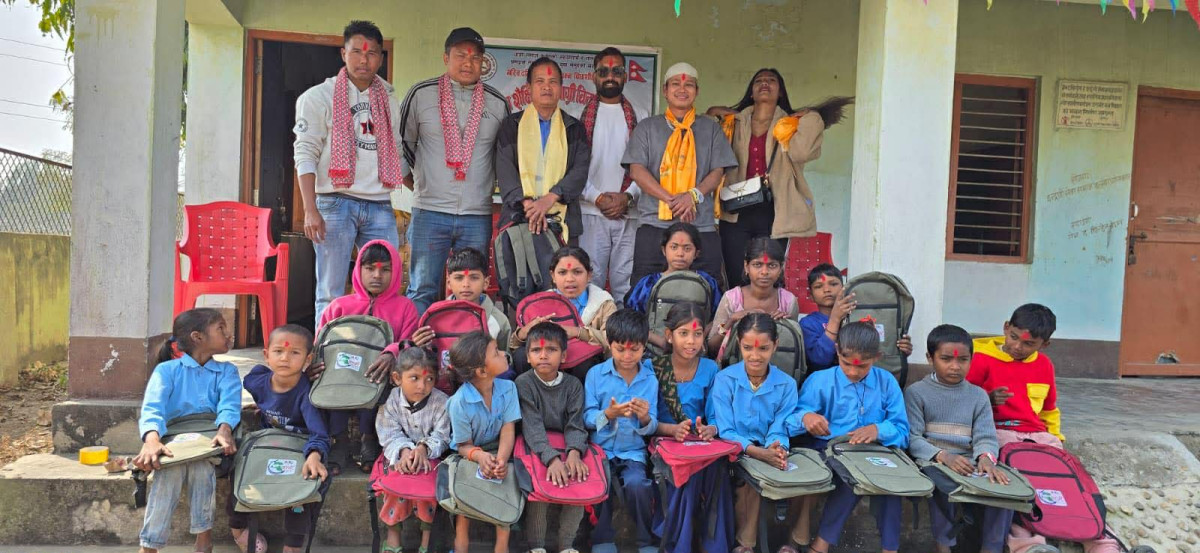 यात्री समाज कुवेतद्वारा शैक्षिक सामग्री वितरण